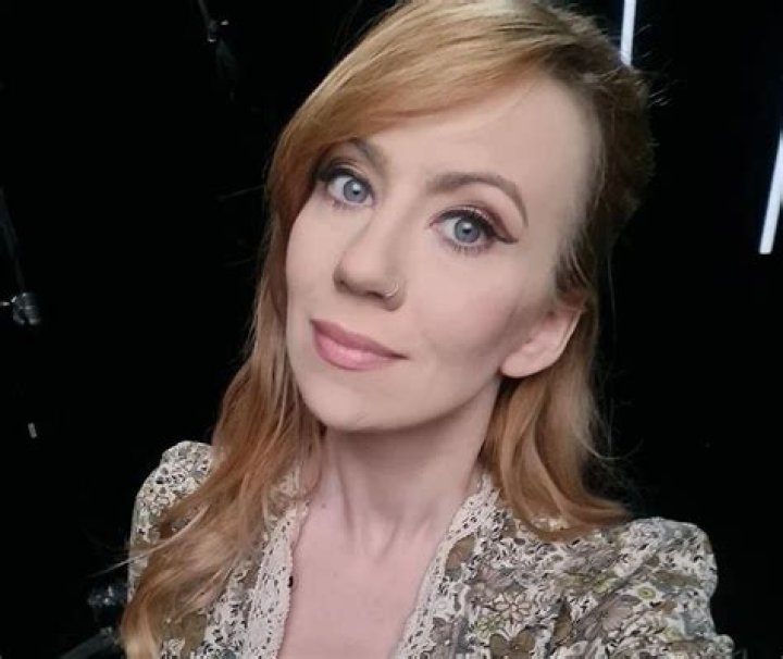 
Abigail Davies Height, Weight, Net Worth, Age, Birthday, Wikipedia, Who, Nationality, Biography 