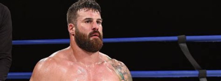 Adam Braidwood Height, Weight, Net Worth, Age, Birthday, Wikipedia, Who, Instagram, Biography