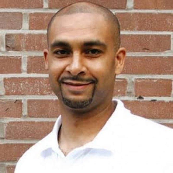 
Ademola Okulaja Height, Weight, Net Worth, Age, Birthday, Wikipedia, Who, Nationality, Biography 