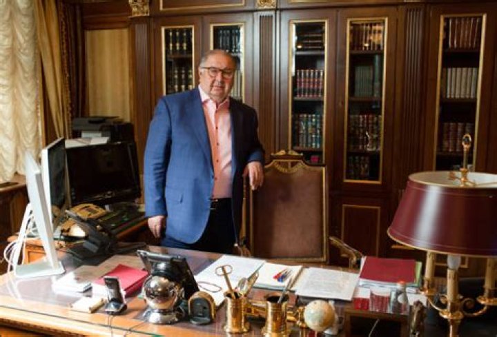 
Alisher Usmanov Height, Weight, Net Worth, Age, Birthday, Wikipedia, Who, Instagram, Biography 