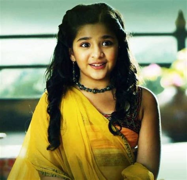 Ananya Agarwal Height, Weight, Net Worth, Age, Birthday, Wikipedia, Who, Instagram, Biography