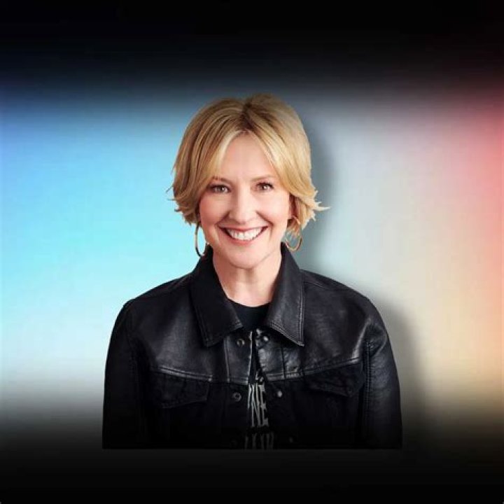 Brene Brown Height, Weight, Net Worth, Age, Birthday, Wikipedia, Who, Nationality, Biography