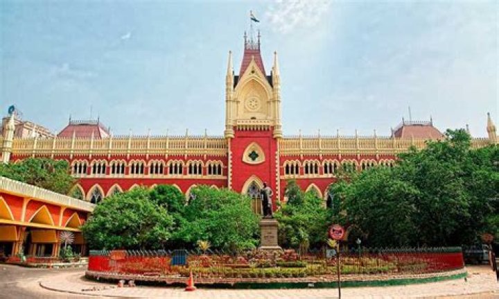 
Calcutta HC dismisses Bengal govt’s plea for reconsideration of decision on DA payments 