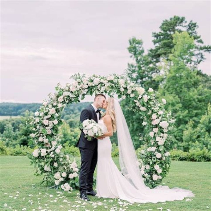 Caroline Barrett Fromm Height, Weight, Net Worth, Age, Birthday, Wikipedia, Who, Nationality, Biography