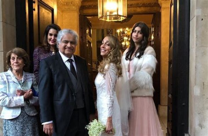 
Caroline Brossard Wiki Harish Salve Second Wife Age Gap 