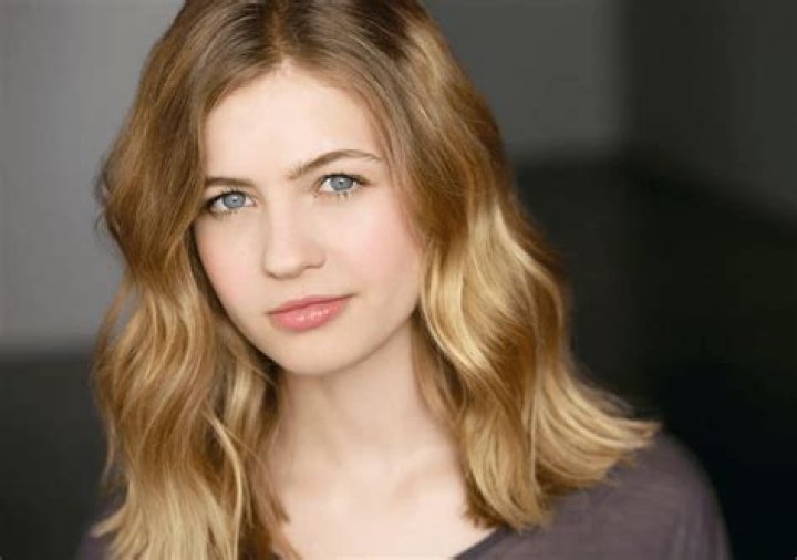Chelsea Carter Age, Birthday, Wikipedia, Who, Nationality, Biography