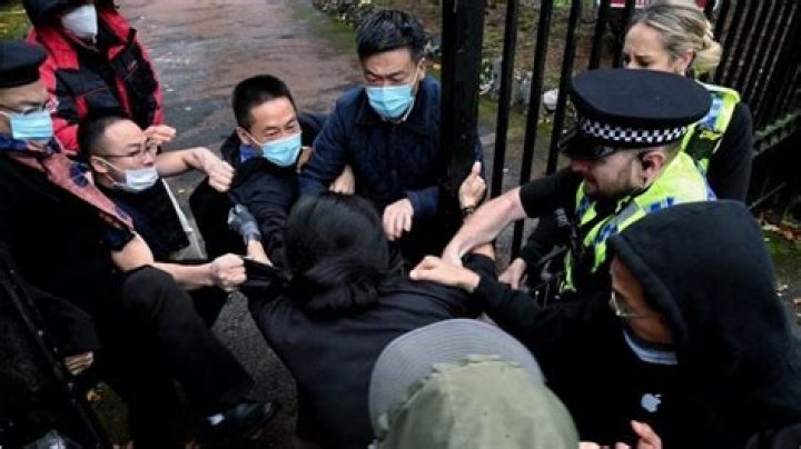 
Chinese diplomat involved in violence against protesters, says UK MP 