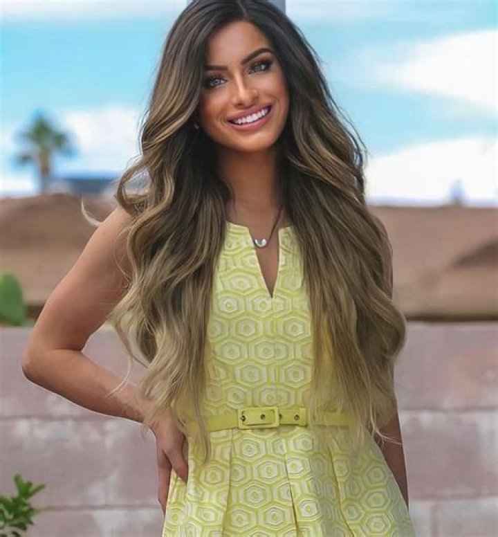 Chloe Marie Bean Height, Weight, Net Worth, Age, Birthday, Wikipedia, Who, Nationality, Biography