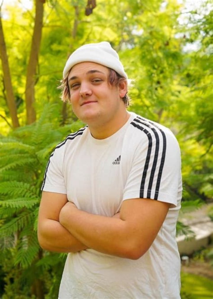 
Connor Yates Height, Weight, Net Worth, Age, Birthday, Wikipedia, Who, Nationality, Biography 