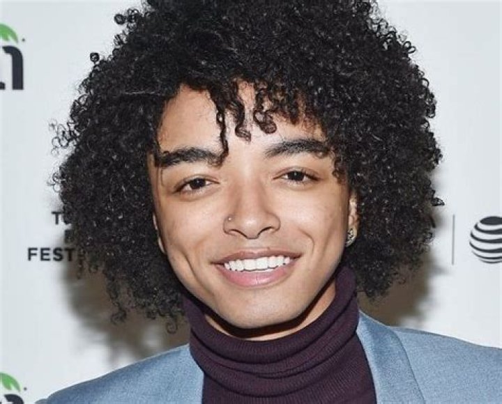 
curlyhairjordans Height, Weight, Net Worth, Age, Birthday, Wikipedia, Who, Nationality, Biography 
