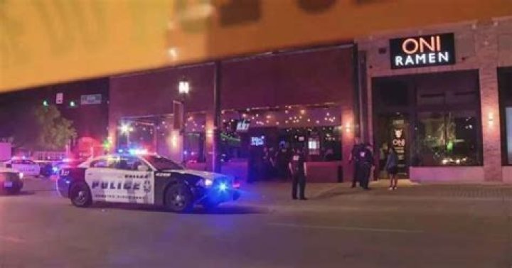 
Dallas nightclub shooting leaves 2 dead and 1 injured, suspect flees the scene on foot and remains at large 