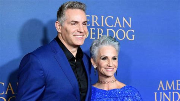 Does Kurt Warner Wife Have Cancer? What Is Brenda Warner Net Worth In 2022?