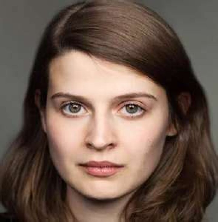 Emma Paetz Height, Weight, Net Worth, Age, Birthday, Wikipedia, Who, Instagram, Biography