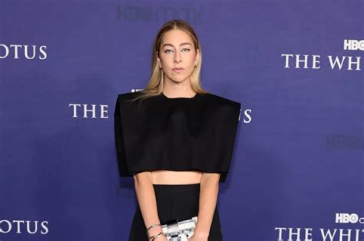 Este Haim Height, Weight, Net Worth, Age, Birthday, Wikipedia, Who, Instagram, Biography