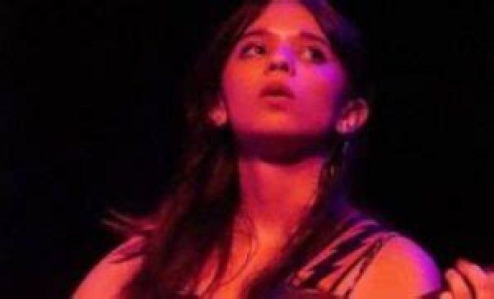 
Eva Chambers | Siblings, Career And Boyfriend 