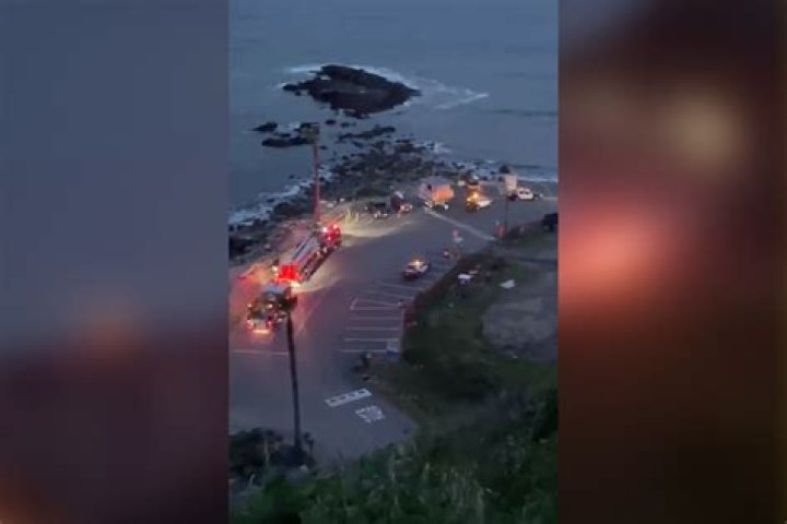 
Five hospitalized after shooting on Los Angeles beach 