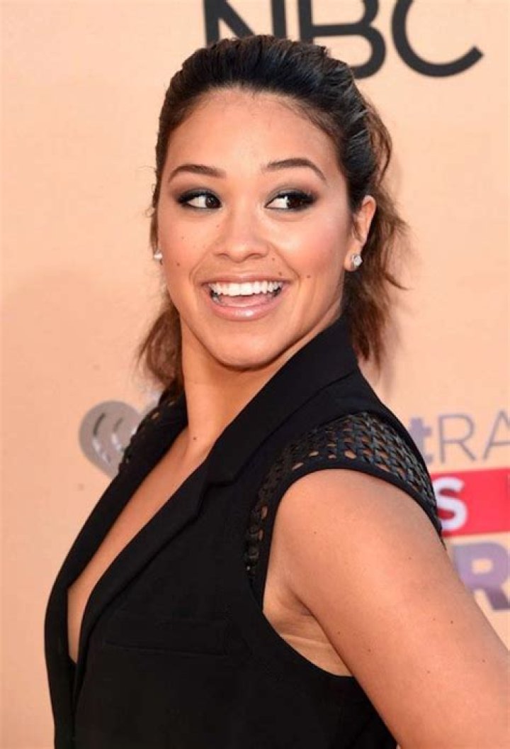 
Gina Rodriguez Height, Weight, Net Worth, Age, Birthday, Wikipedia, Who, Nationality, Biography 