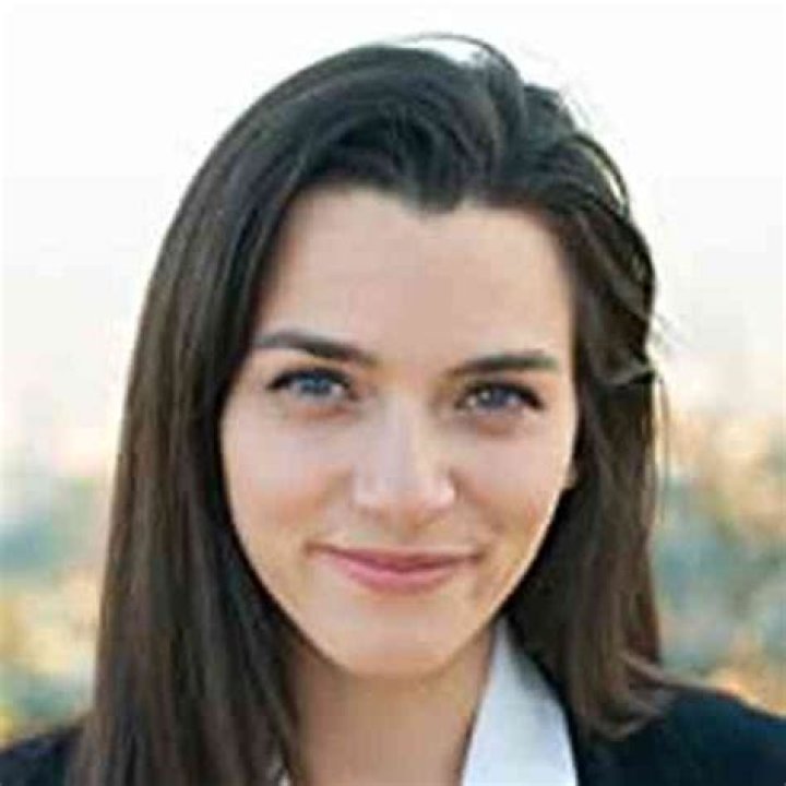 Hirona Height, Weight, Net Worth, Age, Birthday, Wikipedia, Who, Instagram, Biography