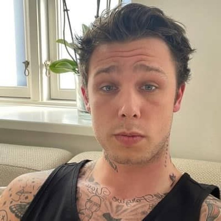 Hugo Helmig Height, Weight, Net Worth, Age, Birthday, Wikipedia, Who, Instagram, Biography