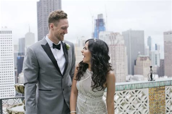 
Hunter Pence is Married to Wife: Alexis Pence. 