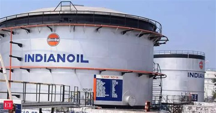 
Increase in crude prices will weaken Indian oil companies if net realisation doesn’t go up: Moody’s 