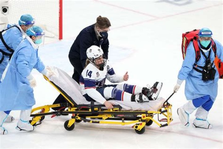 Is Brianna Decker Married? Fans Worried About Her Recent Injury Against Finland