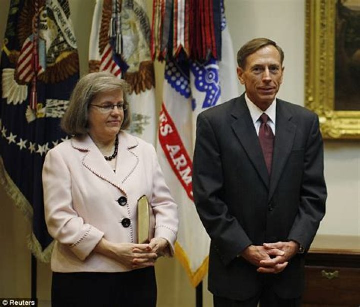 Is David Petraeus Still Married To Wife Holly Petraeus? Divorce Rumor And Paula Broadwell Affair Explained