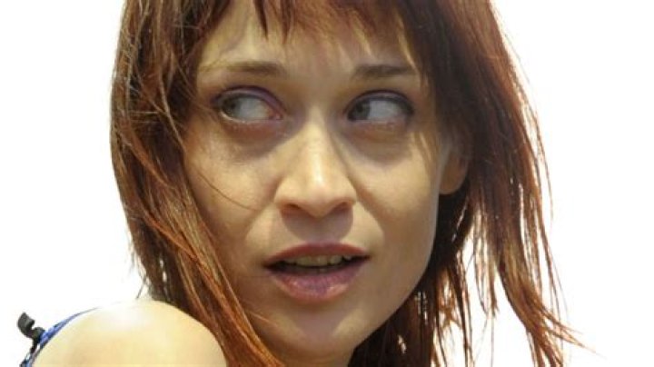 Is Fiona Apple Autistic? Health And Illness Update