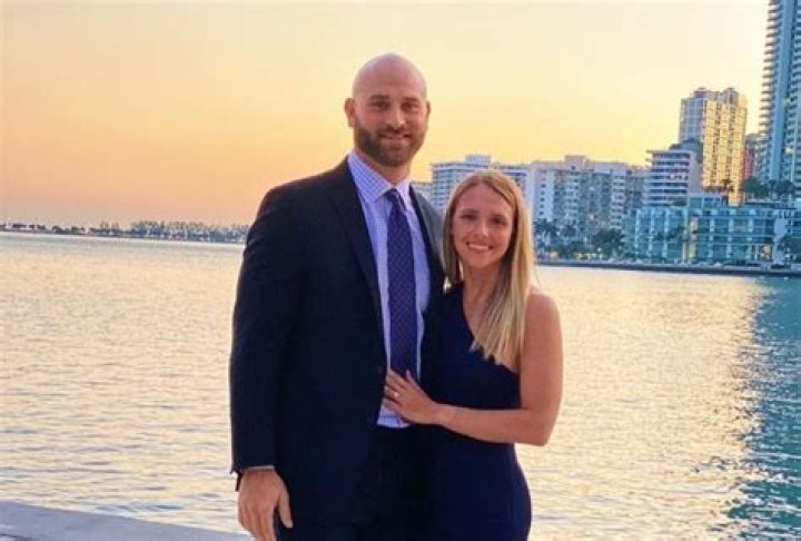 
Is Kyle Long Married? His Bio, Age, Wife, Height and Net worth 