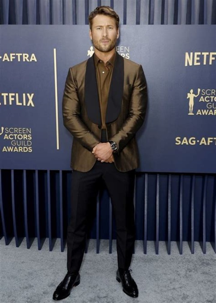 Jonathan Powell Height, Weight, Net Worth, Age, Birthday, Wikipedia, Who, Nationality, Biography