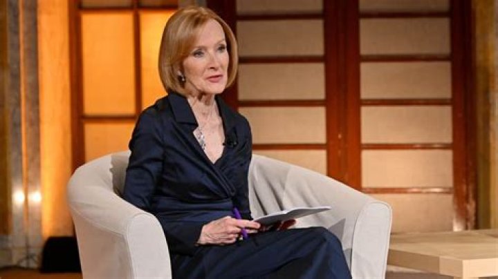 
Judy Woodruff Height, Weight, Net Worth, Age, Birthday, Wikipedia, Who, Nationality, Biography 