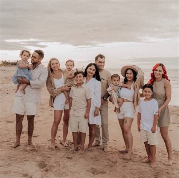 
Kaea Pearce Height, Weight, Net Worth, Age, Birthday, Wikipedia, Who, Nationality, Biography 