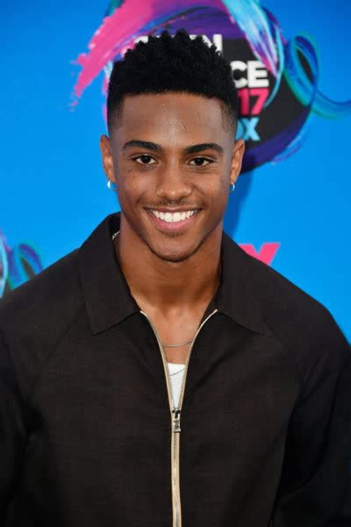 Keith Powers Height, Weight, Net Worth, Age, Birthday, Wikipedia, Who, Nationality, Biography