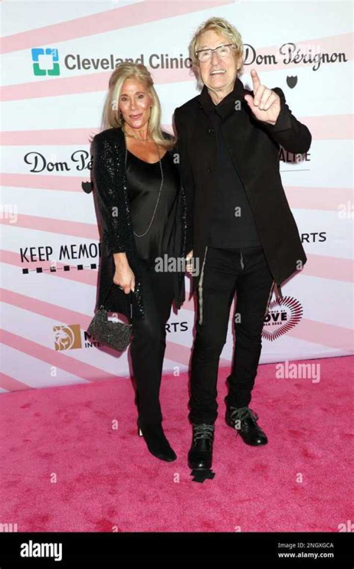 Kevin Cronin Wife Lisa Cronin Age, Birthday, Wikipedia, Who, Nationality, Biography