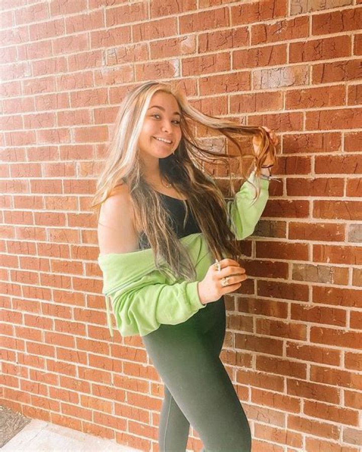 
Madeline Silinskie Height, Weight, Net Worth, Age, Birthday, Wikipedia, Who, Nationality, Biography 