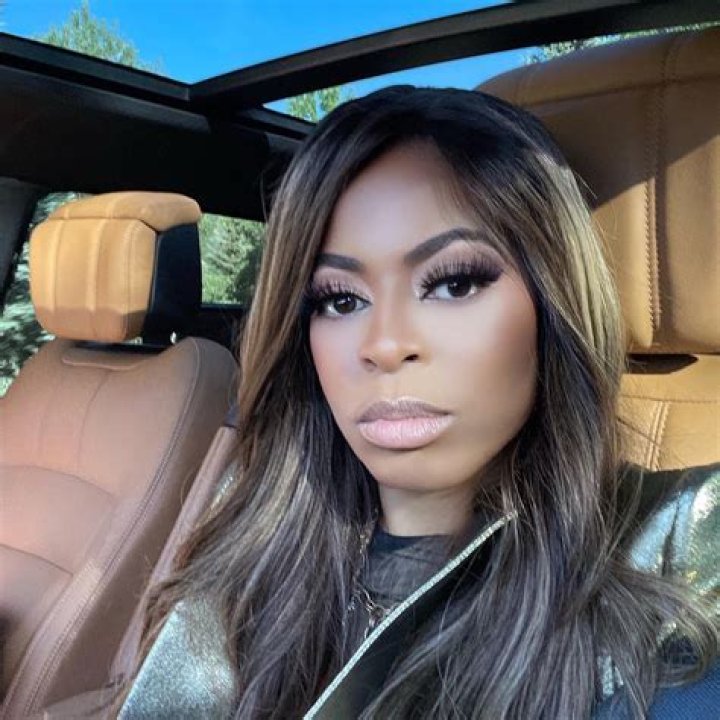 Mary M. Cosby Height, Weight, Net Worth, Age, Birthday, Wikipedia, Who, Instagram, Biography