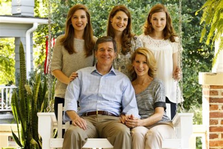 
Meet Roy Cooper Wife Kristin Cooper Kids And Married Life 