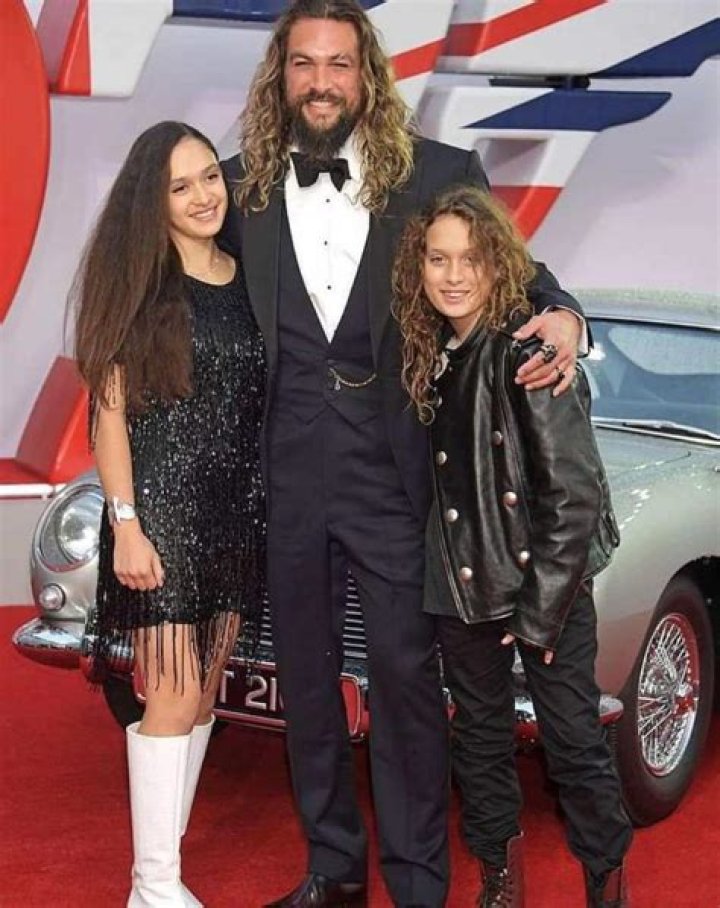 Nakoa-Wolf Height, Weight, Net Worth, Age, Birthday, Wikipedia, Who, Instagram, Biography