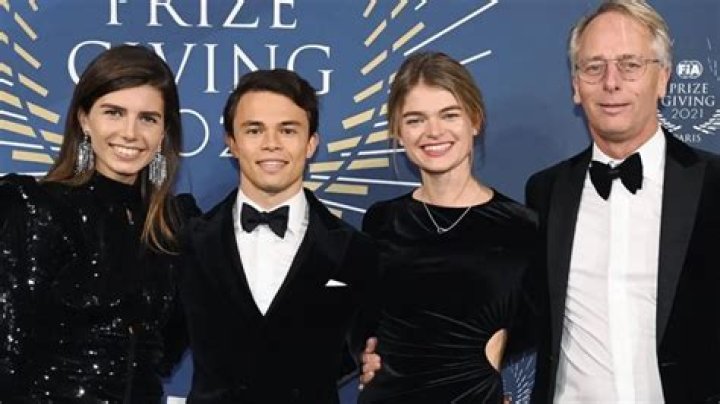 
Nyck De Vries Wife To Be Eva Bruggenwirth And Family Ethnicity 