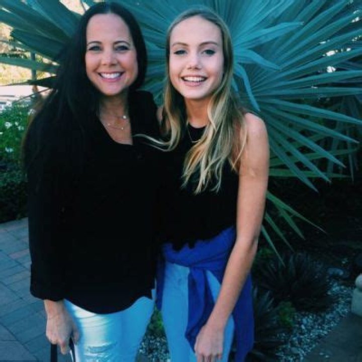 Olivia Visser Height, Weight, Net Worth, Age, Birthday, Wikipedia, Who, Nationality, Biography