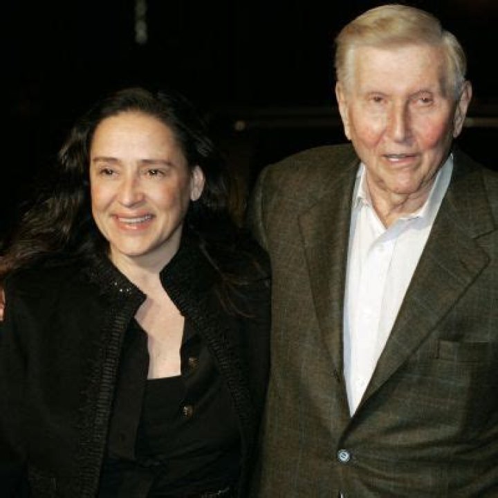 Paula Fortunato Height, Weight, Net Worth, Age, Birthday, Wikipedia, Who, Instagram, Biography