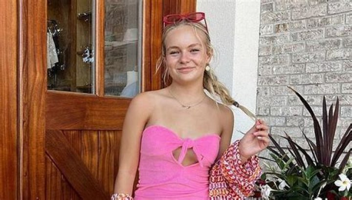 
Pressley Hosbach Height, Weight, Net Worth, Age, Birthday, Wikipedia, Who, Nationality, Biography 