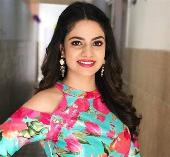 Priya Raina Height, Weight, Net Worth, Age, Birthday, Wikipedia, Who, Instagram, Biography