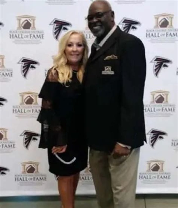 
Rayfield Wright Net Worth At Death And Family- How Did The Former Dallas Cowboys Player Die? 