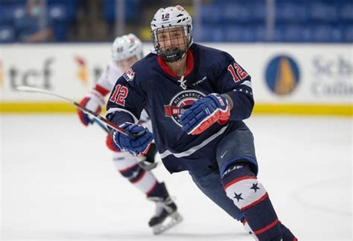 
Sasha Pastujov Height, Weight, Net Worth, Age, Birthday, Wikipedia, Who, Nationality, Biography 