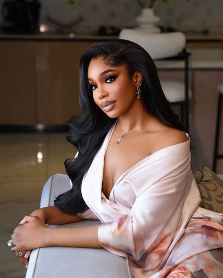 
Sharon Ooja Height, Weight, Net Worth, Age, Birthday, Wikipedia, Who, Nationality, Biography 