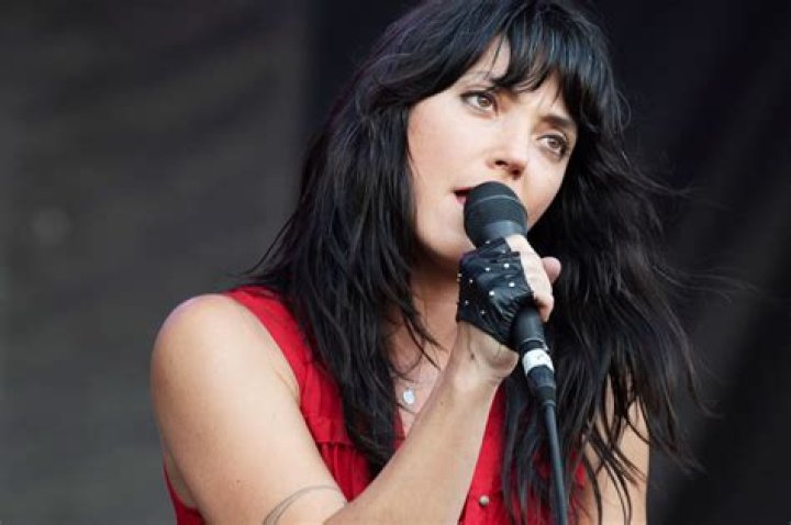 Sharon Van Etten Height, Weight, Net Worth, Age, Birthday, Wikipedia, Who, Nationality, Biography