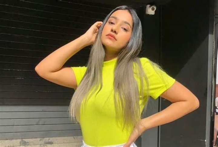 Shubhna Agarwal Height, Weight, Net Worth, Age, Wiki, Who, Instagram, Biography