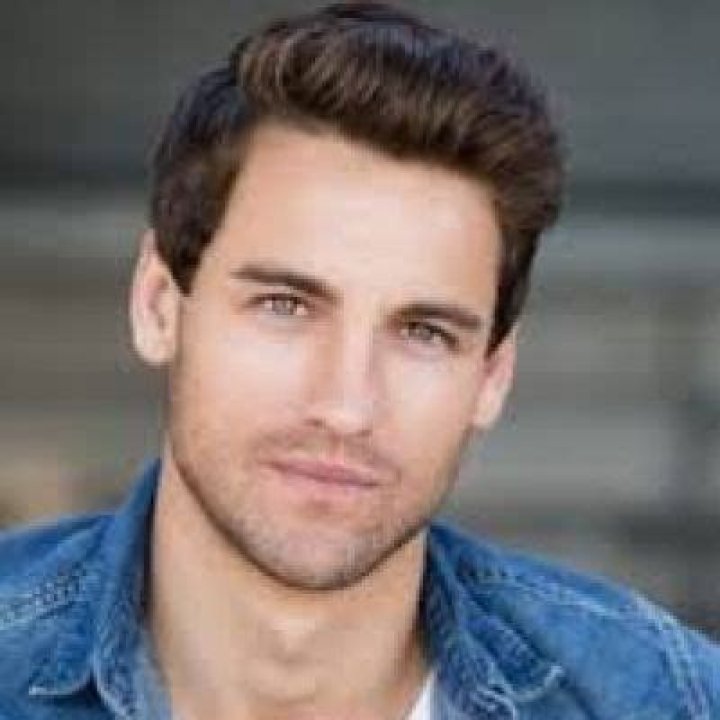 Skyler Hart Height, Weight, Net Worth, Age, Wiki, Who, Instagram, Biography