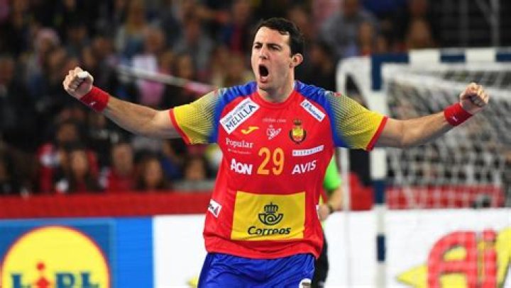 
Who are Aitor Arinos Parents? Aitor Arino Biography, Parents Name, Nationality and More 